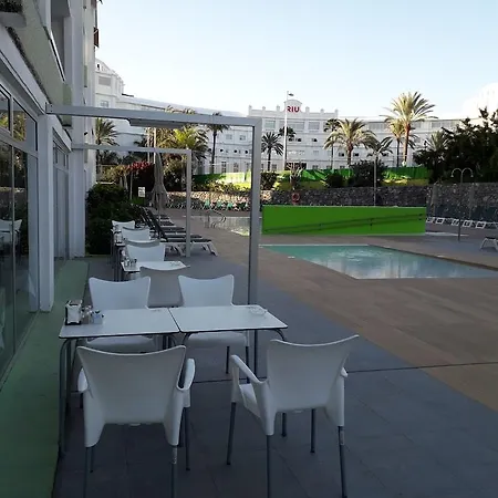 ホテル Aguacates 2*